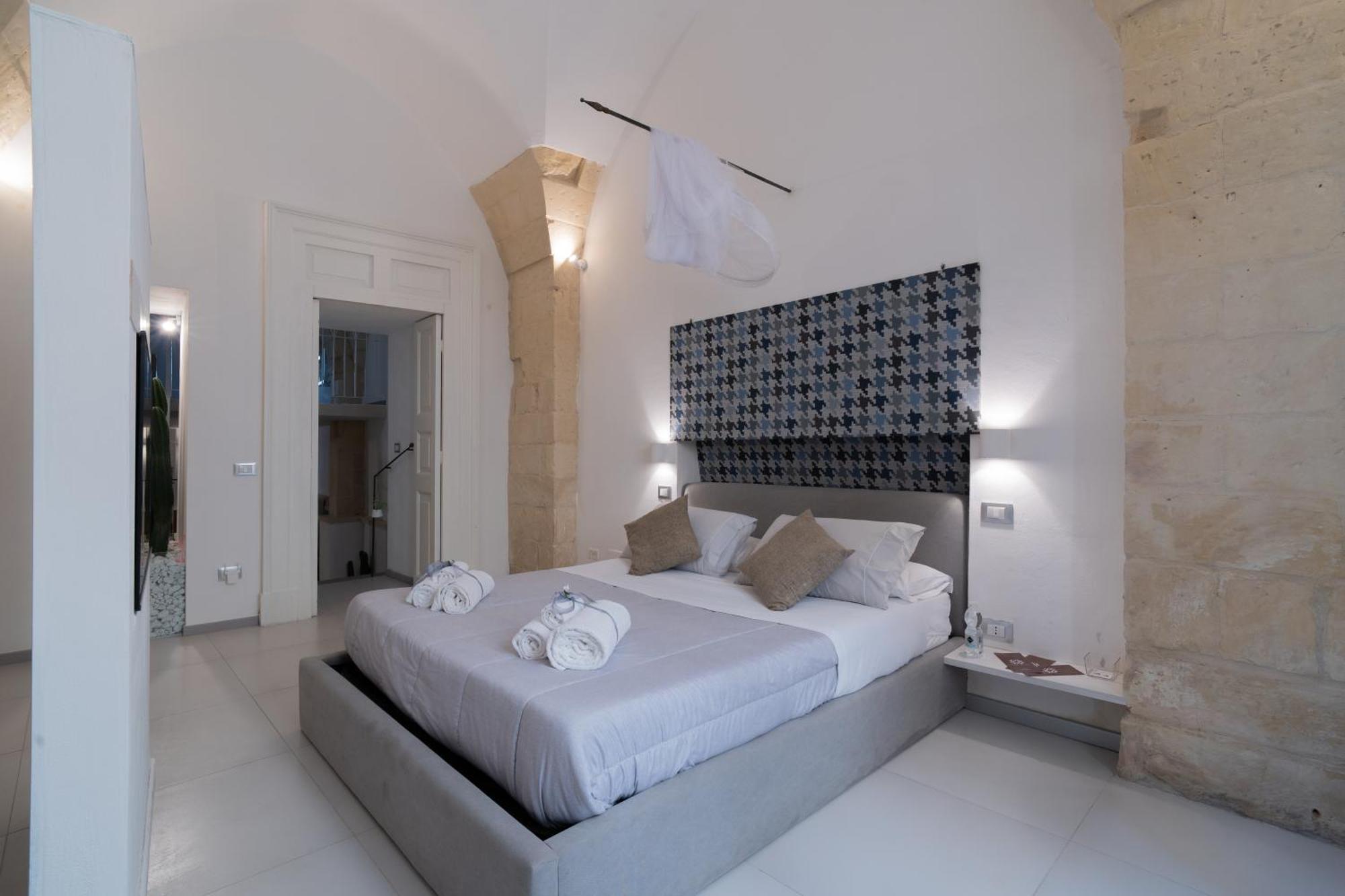 Dimora Barocca Luxury Apartment *