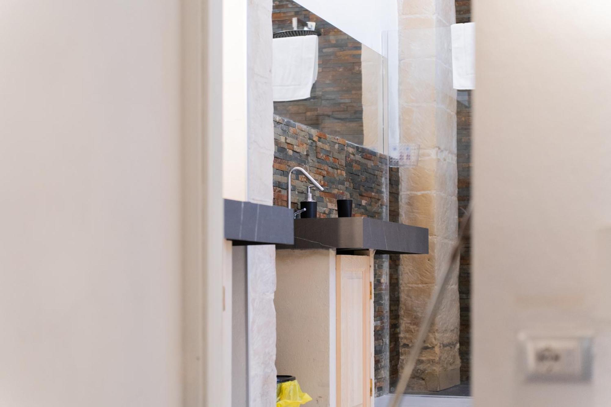 Dimora Barocca Luxury Apartment *