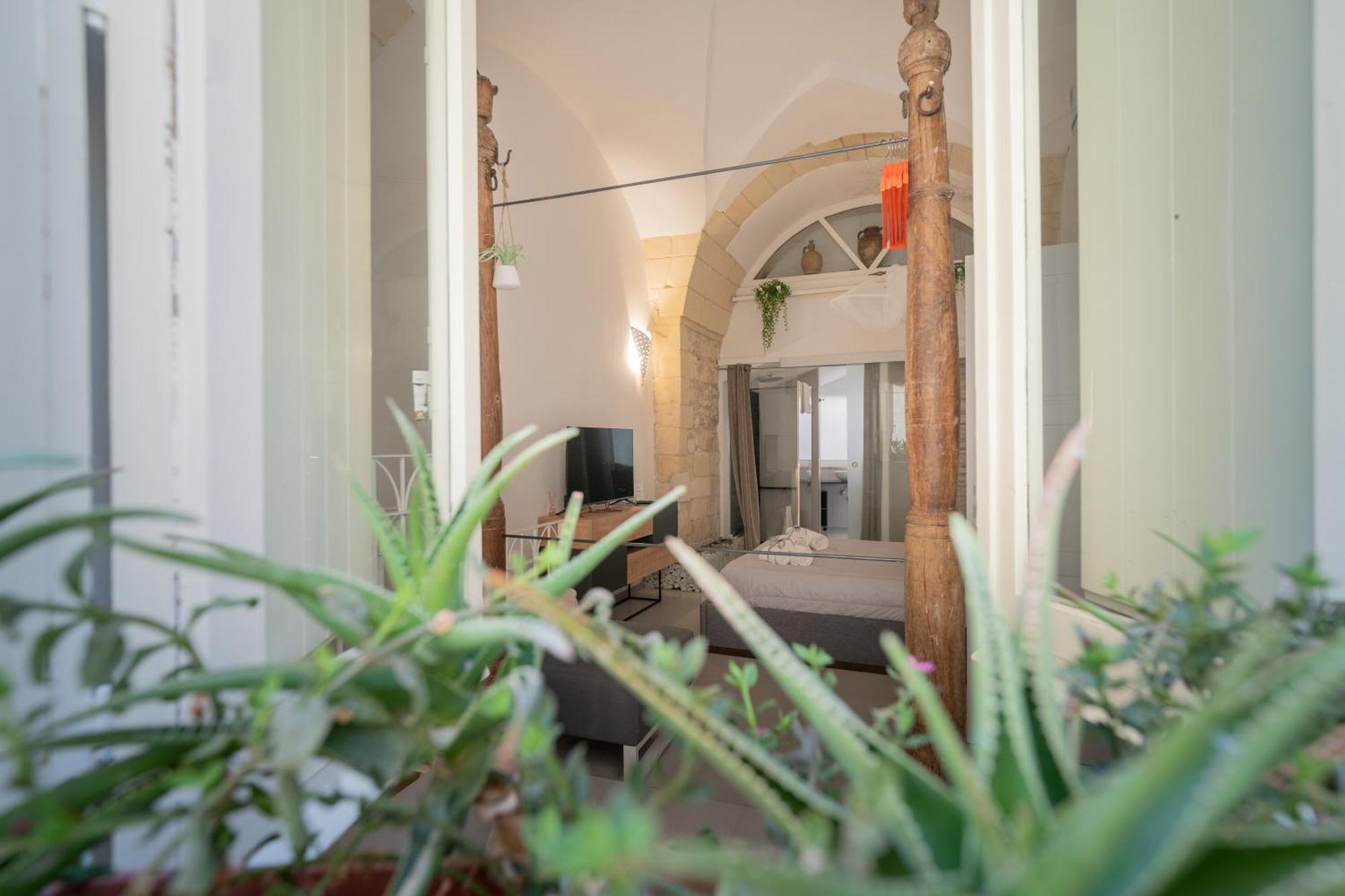 Dimora Barocca Luxury Apartment *
